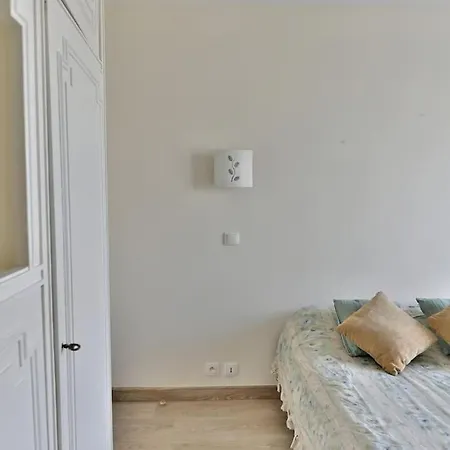 Central Avenue Du Maine Apartment *