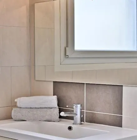 Central Avenue Du Maine Apartment Paris