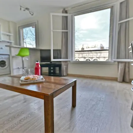 Apartment Central Avenue Du Maine