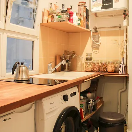 Cute Flat In Montmartre * Paris