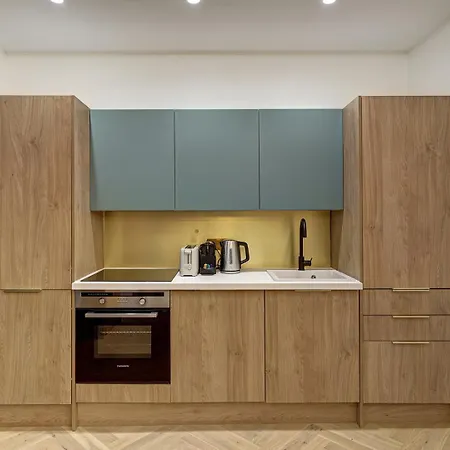 305 Lion - Superb In Apartment
