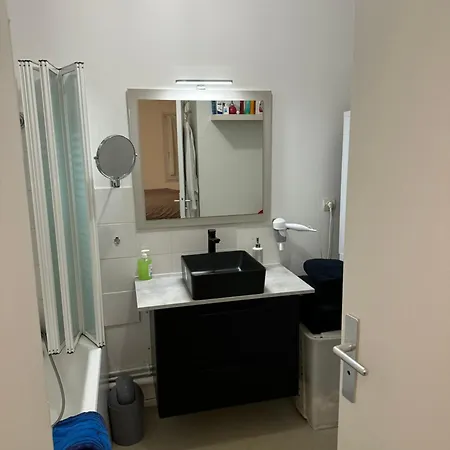 Appt Entier Monparnasse Avec Terrasse Et Parking * Paris