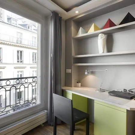 Faubourg Chic Paris