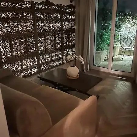 Apartment Tour Eiffel Paris