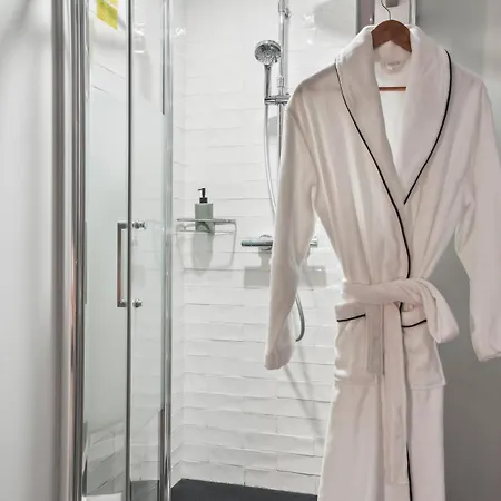 Eiffel & Invalides - Cityapartmentstay *