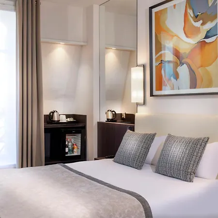 Hotel Elysees Ceramic