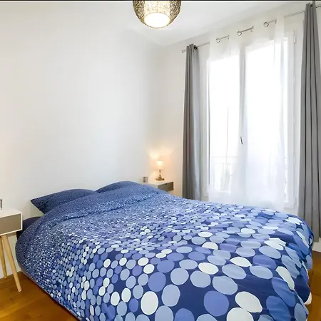 2 Pieces Avec Vue Tour Eiffel Apartment Paris
