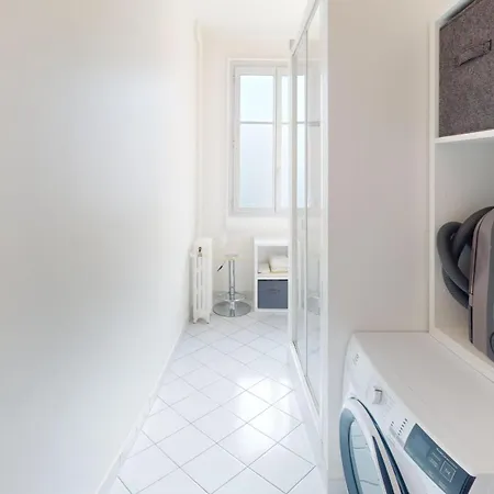 Апартаменты Joivy Charming Flat Near The Eiffel Tower