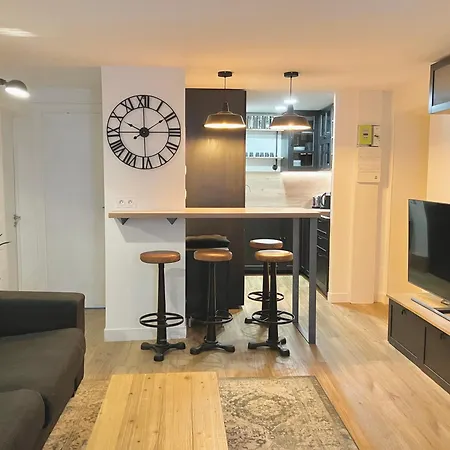 D'exception A 5' Arc De Triomphe Apartamento *