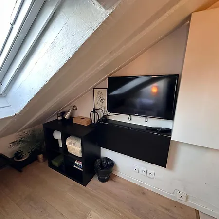 Marais Rooftop Studio - Metro Filles Du Calvaire * Paris