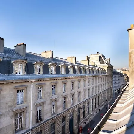 Lumineux. Studio Republique/bastille, Marais * Paris