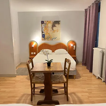 Hotel Viator *