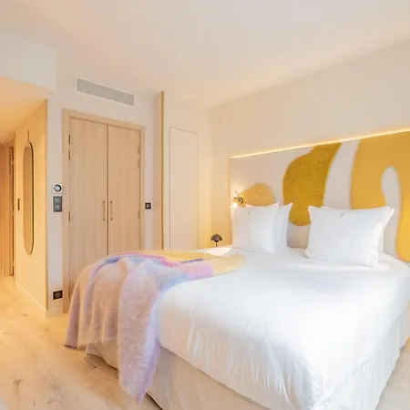 Appart hôtel Yuna Porte-maillot - Levallois-Perret