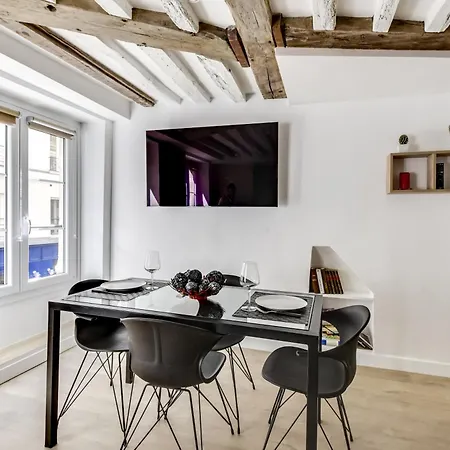 Mandar Apartment