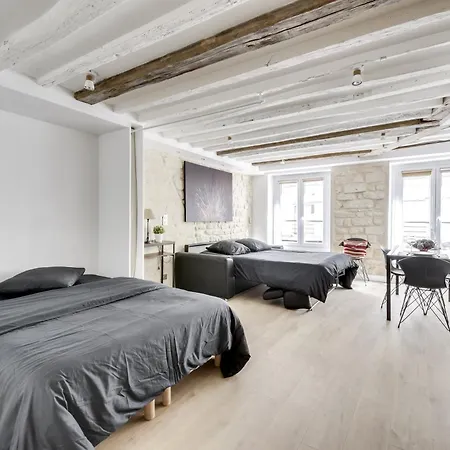 Mandar Apartment
