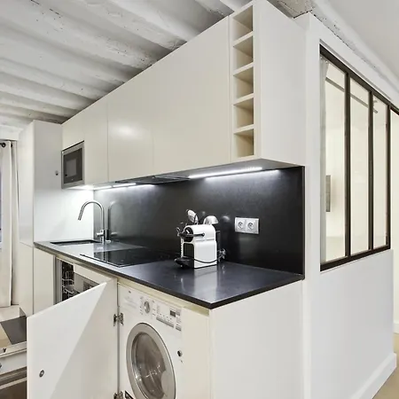 Mandar Apartment *