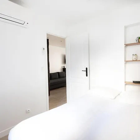 In The Heart Of The Marais With Air Conditioning Apartment Paris