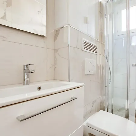 Volontaire Apartment Paris