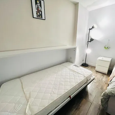 Flat 5 Mins Tour Eiffel Et Champ De Mars Апартаменты *
