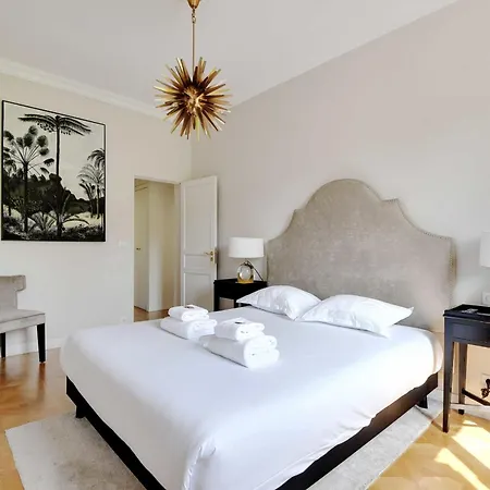 Chic 2br-6p - Trocadero-eiffel Tower Apartment Paris