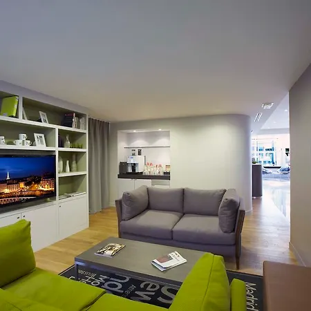 Hotel La Clef Louvre By The Crest Collection Paris