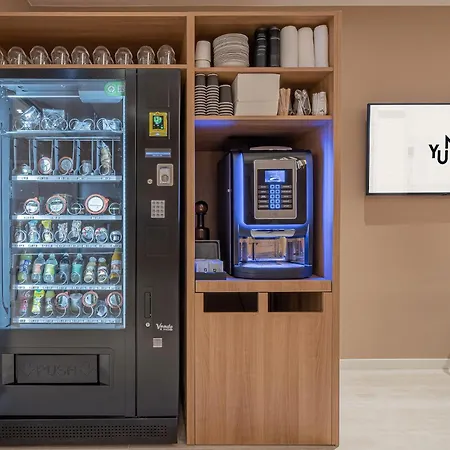 Appart hôtel Yuna Porte-maillot -