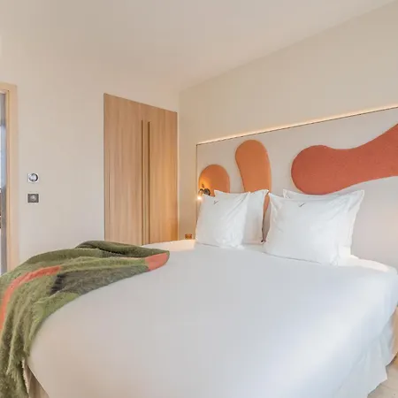 Yuna Porte-maillot - Aparthotel 4*
