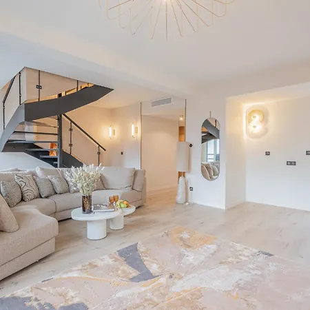 Aparthotel Yuna Porte-maillot - Levallois-Perret