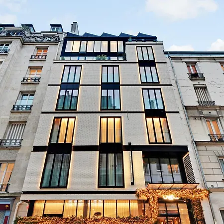 Card Hotel Paris