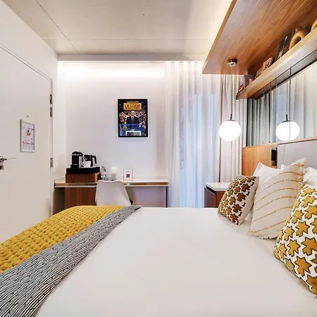 Hotel Card 4*