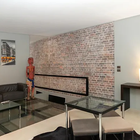 Apartament Loft Atypique Avec Terrasse, Calme Et Cosy *