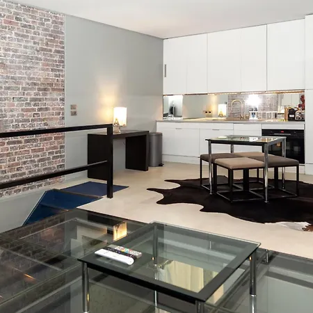 Loft Atypique Avec Terrasse, Calme Et Cosy