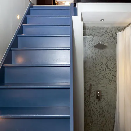 Apartamento Loft Atypique Avec Terrasse, Calme Et Cosy París