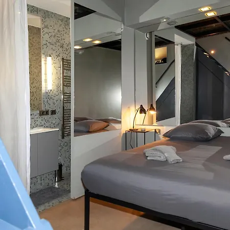 Apartament Loft Atypique Avec Terrasse, Calme Et Cosy