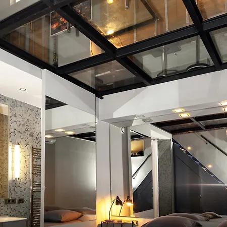 Loft Atypique Avec Terrasse, Calme Et Cosy *
