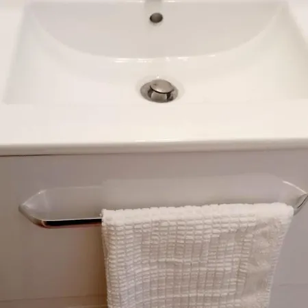 2 Arena - La Chapelle Homestay Paris