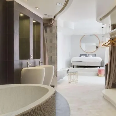 Magnifique Parisien - Marais * パリ