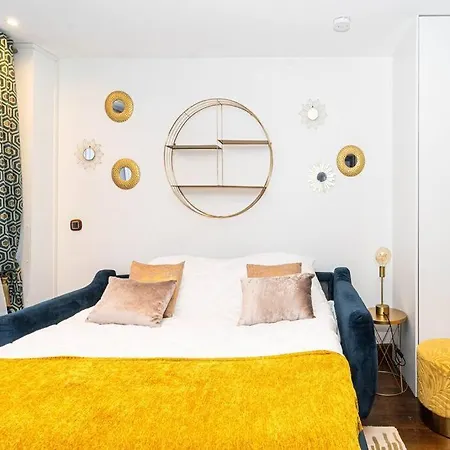 Place Des Vosges-marrais Apartment *