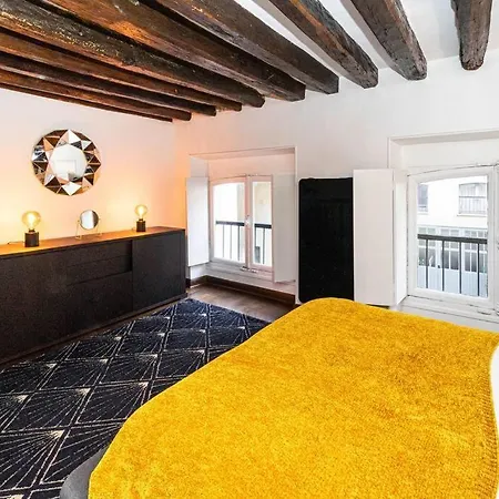 Apartment Place Des Vosges-marrais