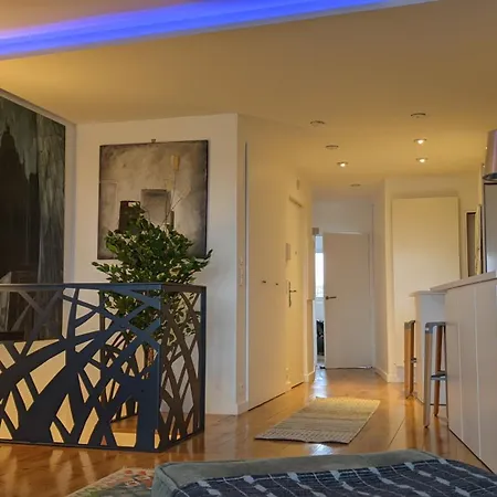 Appartement Gorgeous Penthouse Overlooking The Skyline *