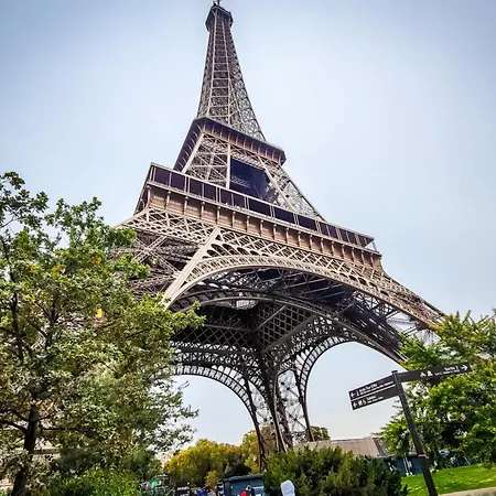 L'etoile Parisienne * パリ
