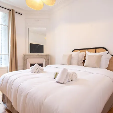 Apartament Gustave Eiffel - *