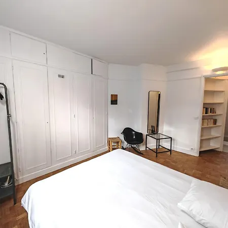 Apartment Havre De Paix Aux Buttes Chaumont Paris