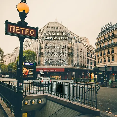 Hotel Austin's Saint Lazare Paris