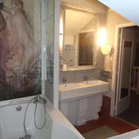 Les Degrés De Notre Dame Hotel 3*