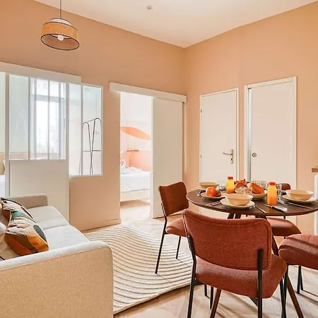 Apartment Avenue De Villiers - Gourgaud - Ii *