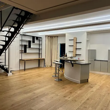 Apartment Loft Design & Familial Parc Des Buttes Chaumont