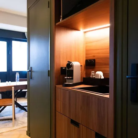 Mercure Tour Eiffel Pont Mirabeau 4*