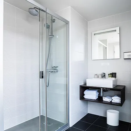 De Flore - Montmartre Hotel 3*