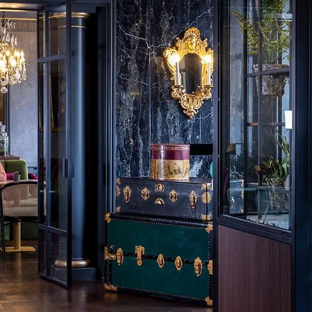 Victoria Palace Hotel 4*